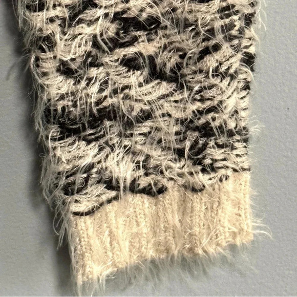 i JEANS BY BUFFALO Black Cream Patterned Open Front Cardigan Sweater Sz Medium - Picture 4 of 7